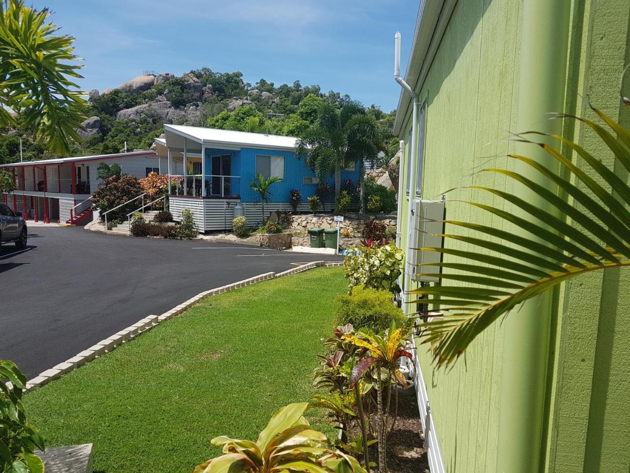 Horseshoe Bay Resort Боуэн Экстерьер фото